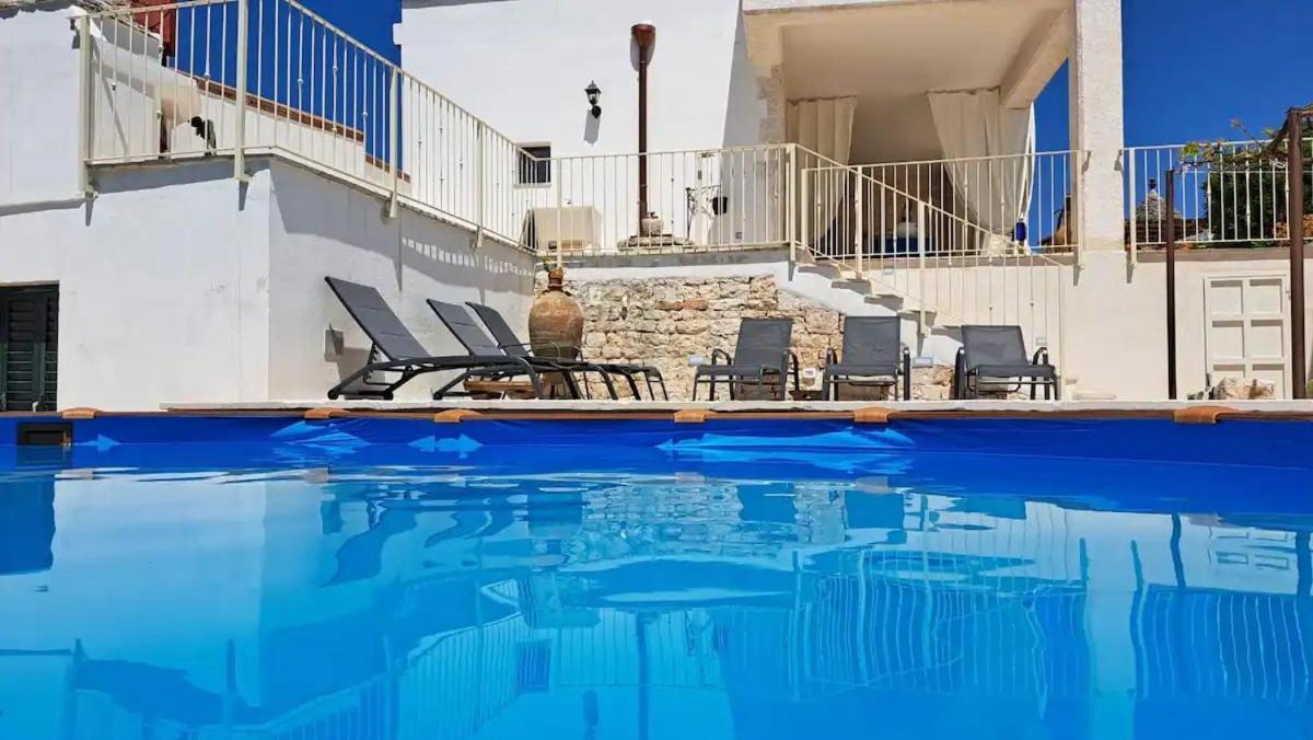 Valle D'Itria Trulli E Alcova Mikael Cisternino Dış mekan fotoğraf