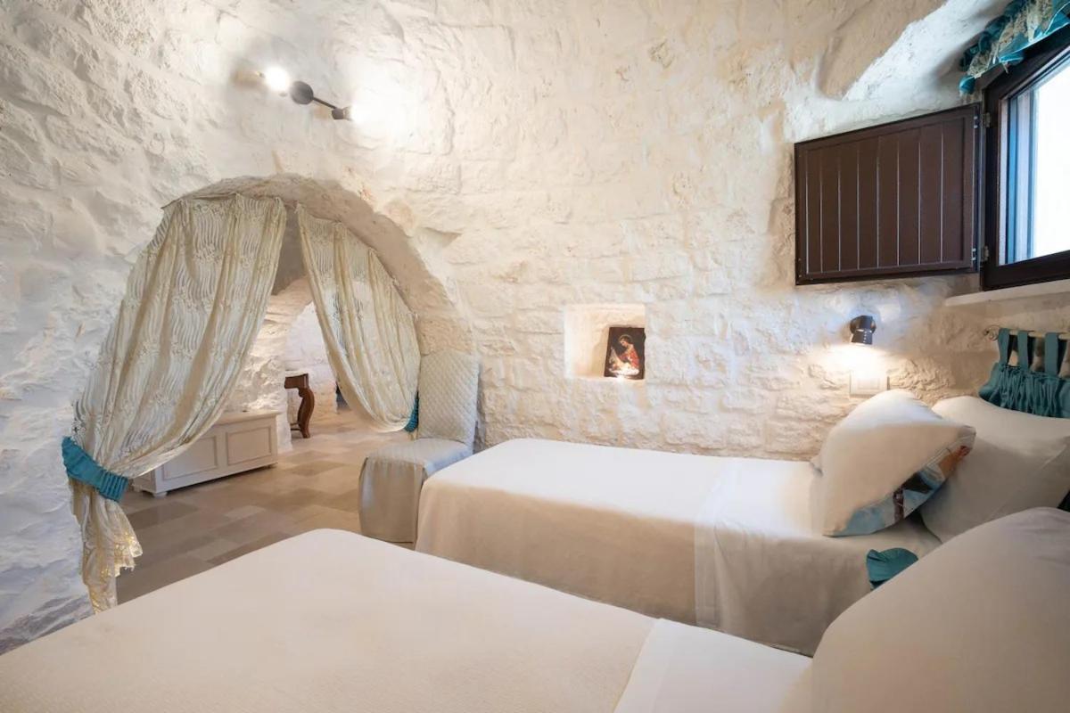 Valle D'Itria Trulli E Alcova Mikael Cisternino Dış mekan fotoğraf