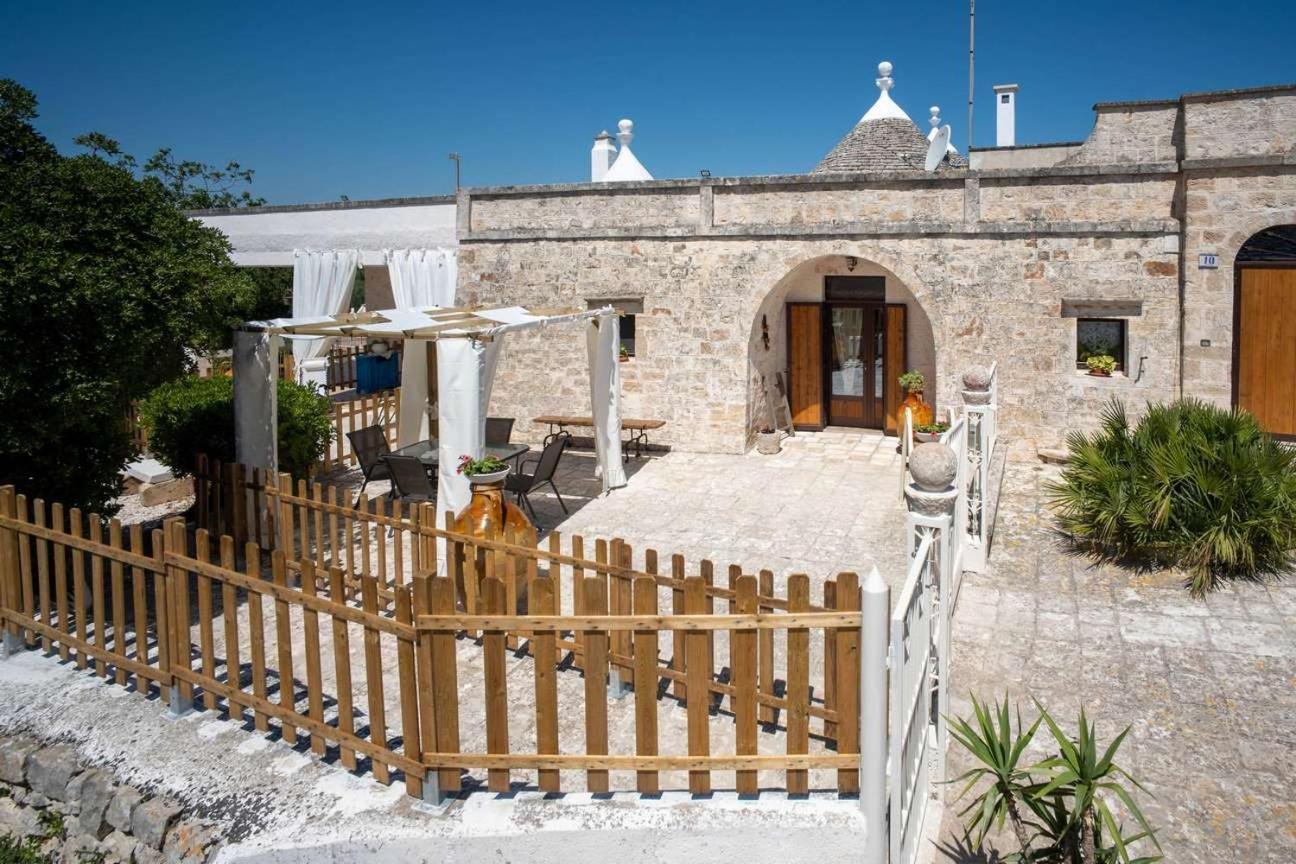 Valle D'Itria Trulli E Alcova Mikael Cisternino Dış mekan fotoğraf