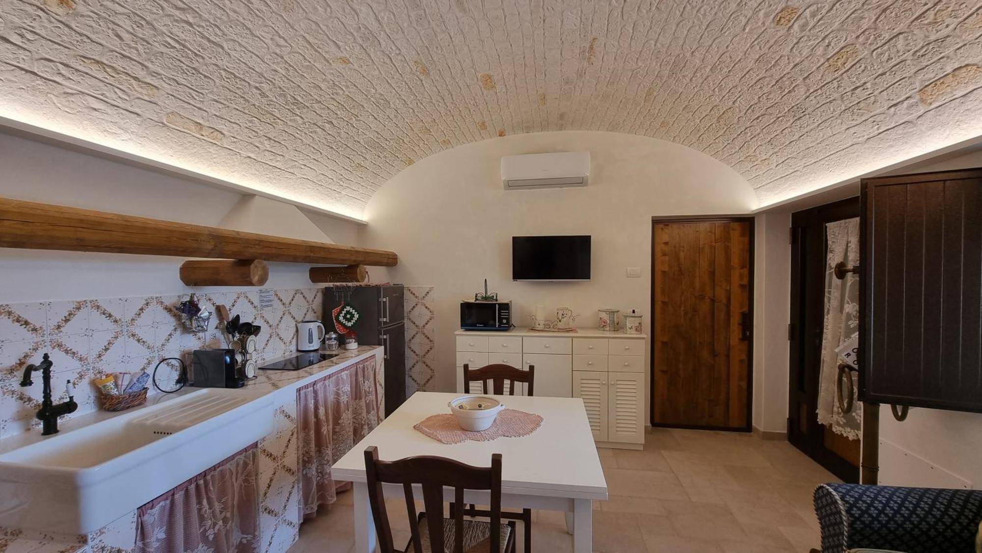 Valle D'Itria Trulli E Alcova Mikael Cisternino Dış mekan fotoğraf
