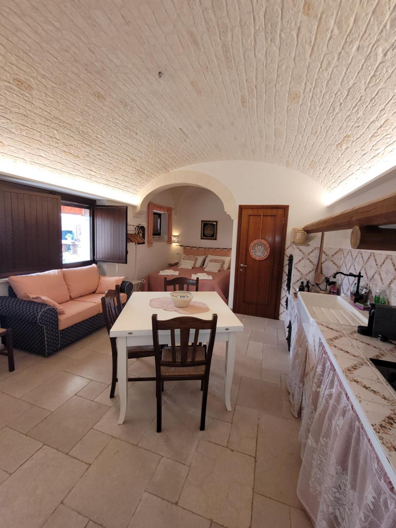Valle D'Itria Trulli E Alcova Mikael Cisternino Dış mekan fotoğraf
